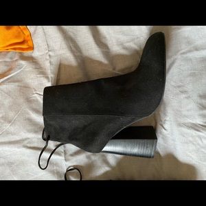NWOT Steve Madden Booties